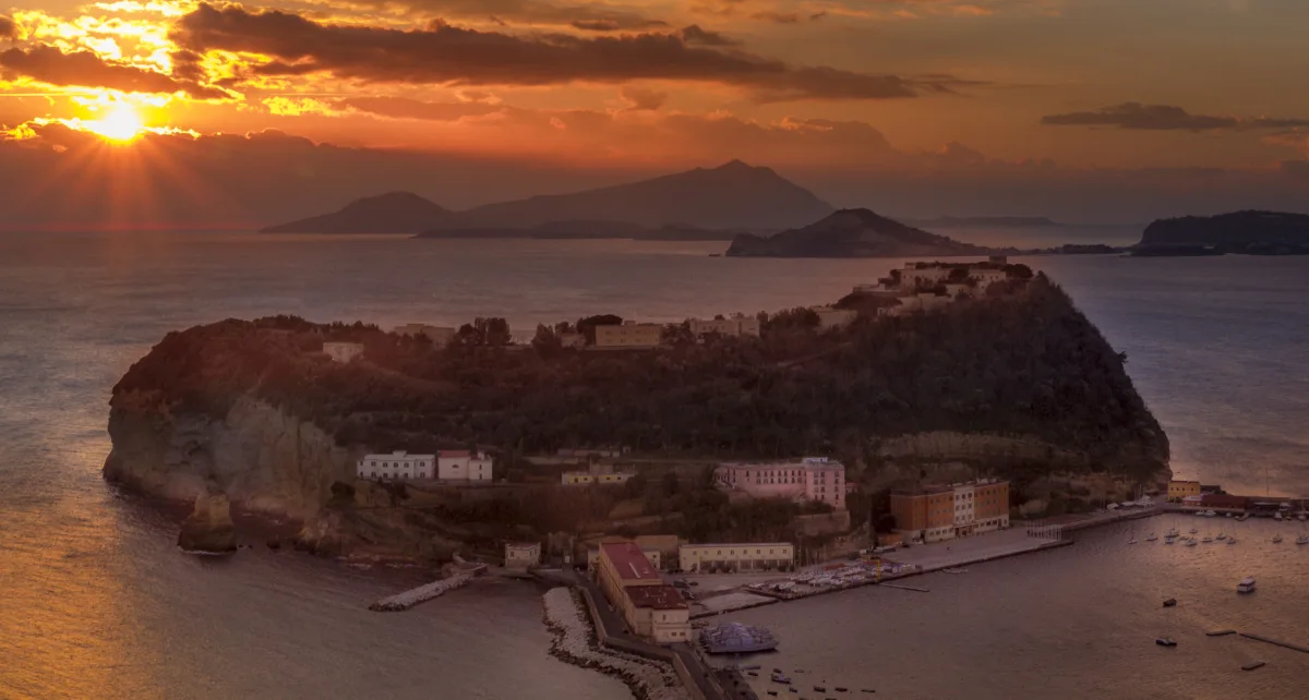 Tramonto Ischia: i luoghi migliori dove ammirarlo sull’isola
